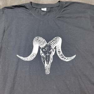 Grunge Ram Skull Graphic Tee, Western Gothic Black Shirt, Size Medium